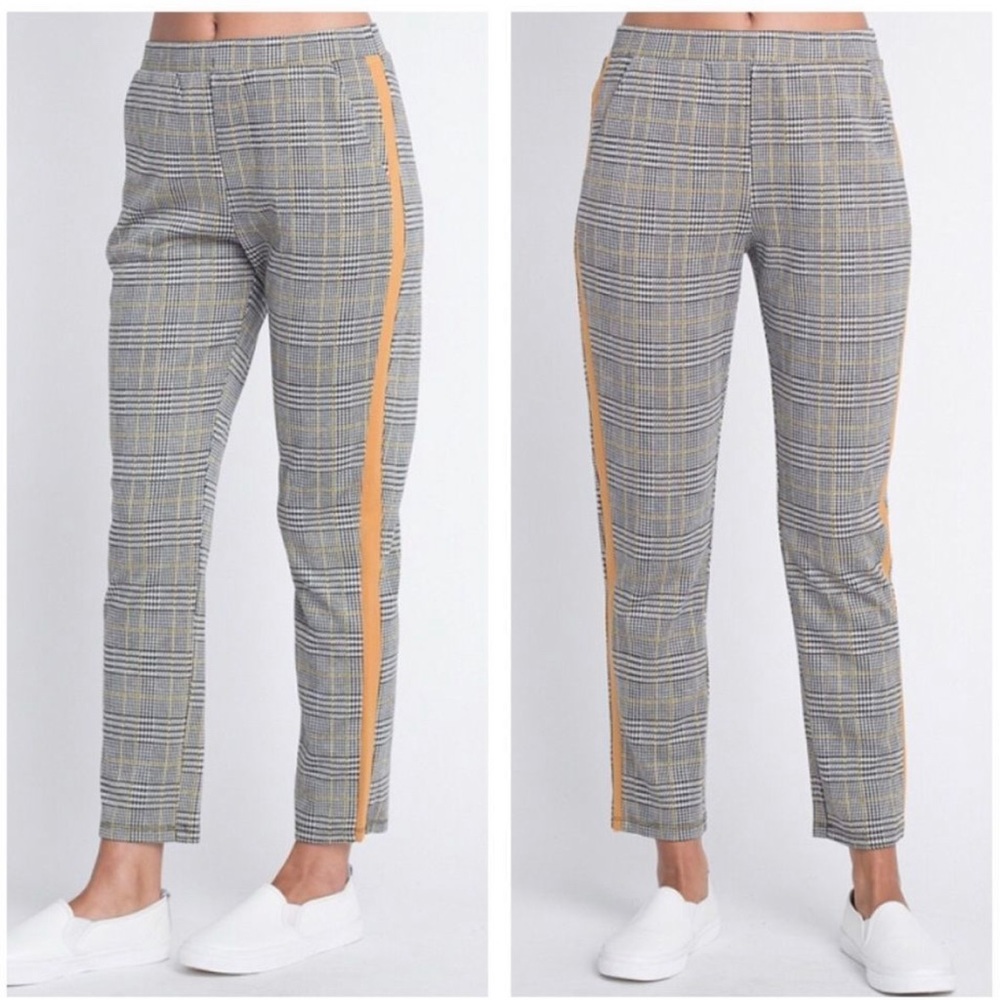 Checkered and striped pants - Picture 2 of 3